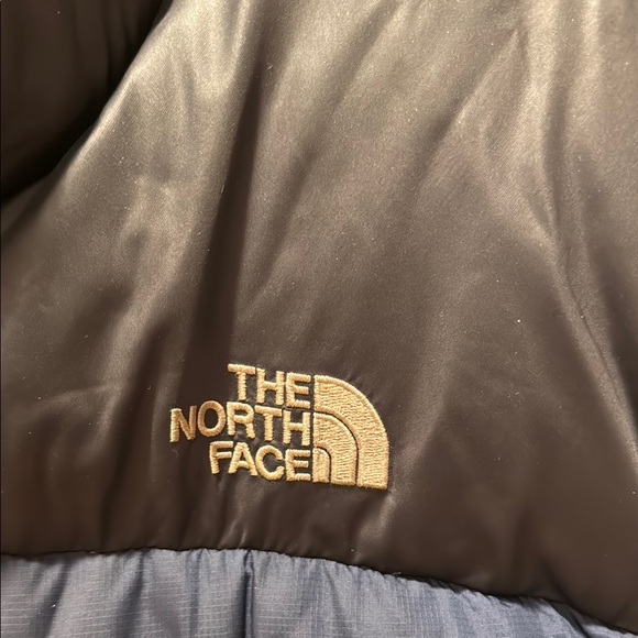 The North Face Men's Black and Blue Puffer Jacket - Picture 2 of 8